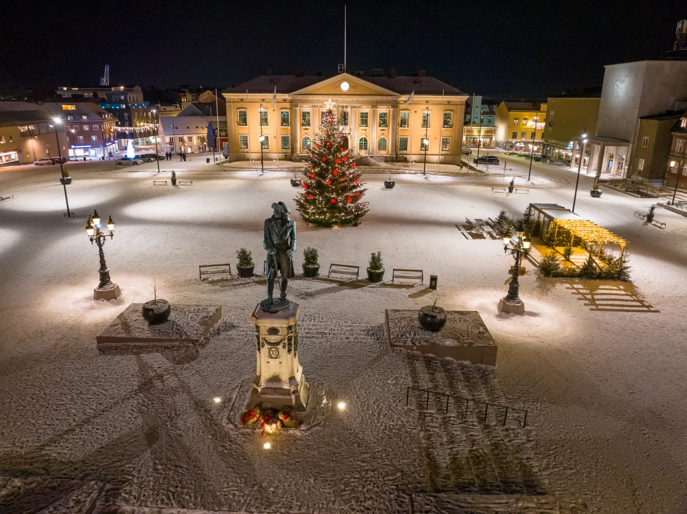 Stortorget i Karlskrona i vinterskrud