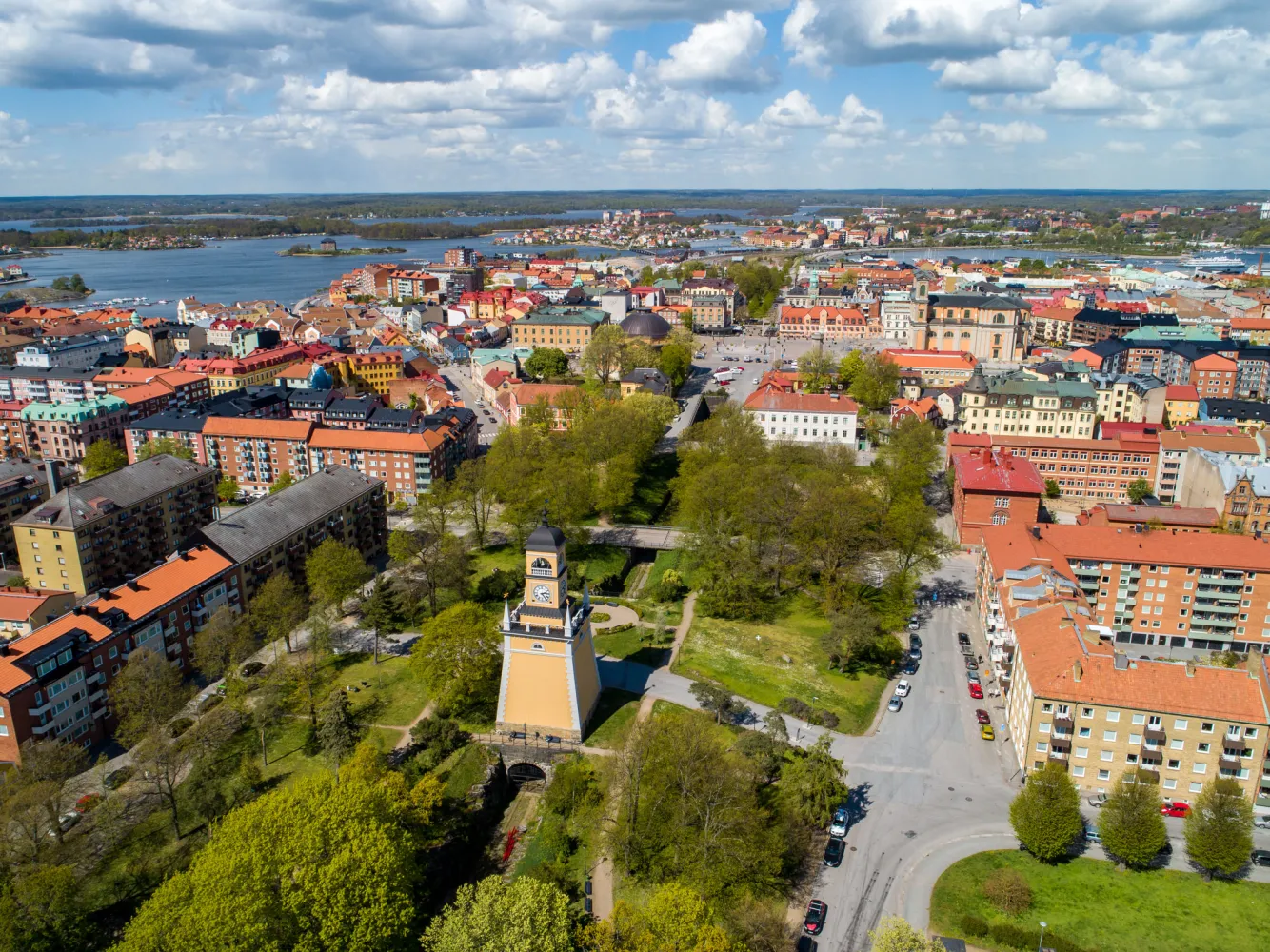 Flygbild över Amiralitetsparken under våren