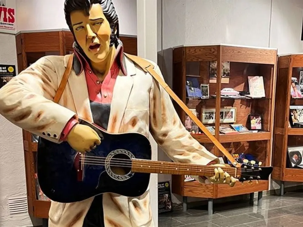 Guided tour - Elvis exhibition