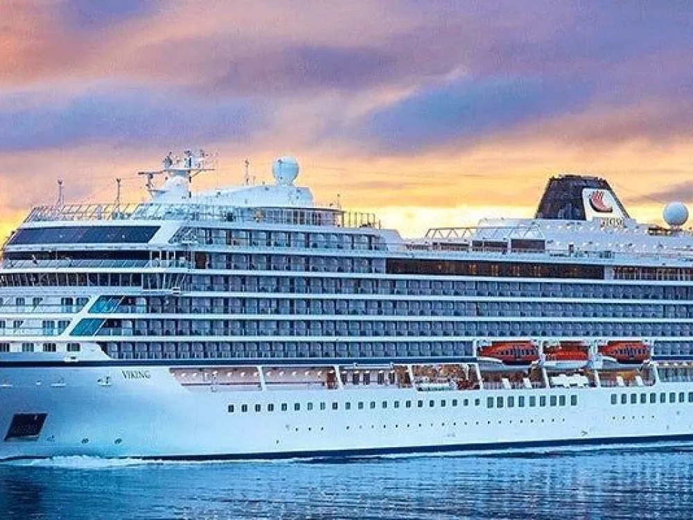 Viking Neptune - Cruise visit to Karlskrona 4th May