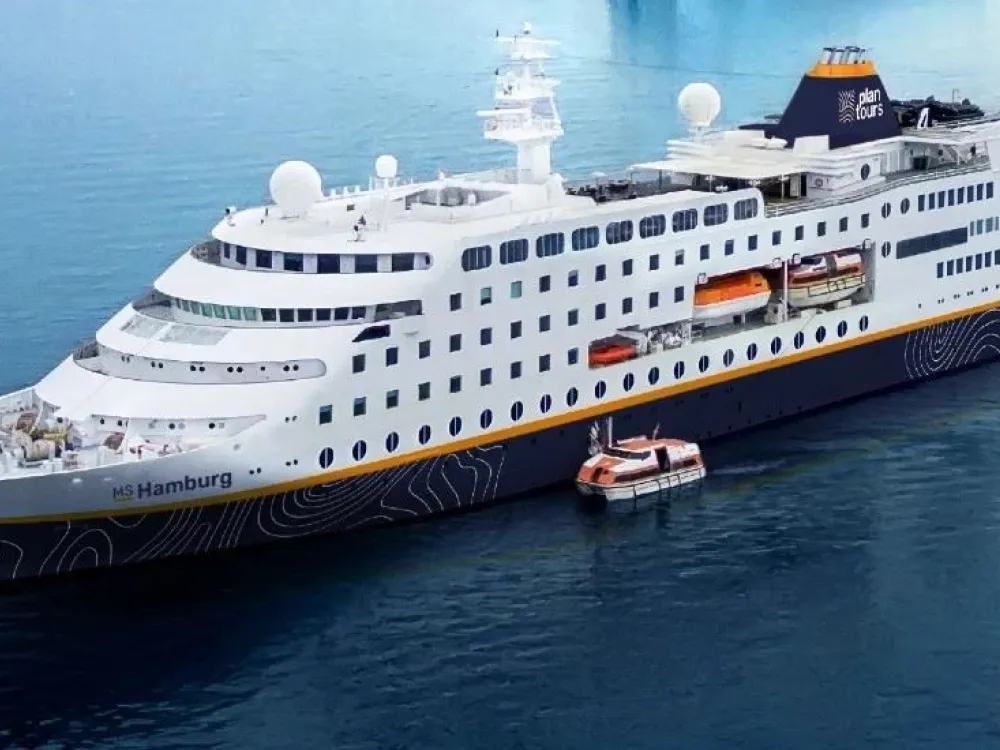 MS Hamburg - Cruise visit to Karlskrona 23rd May