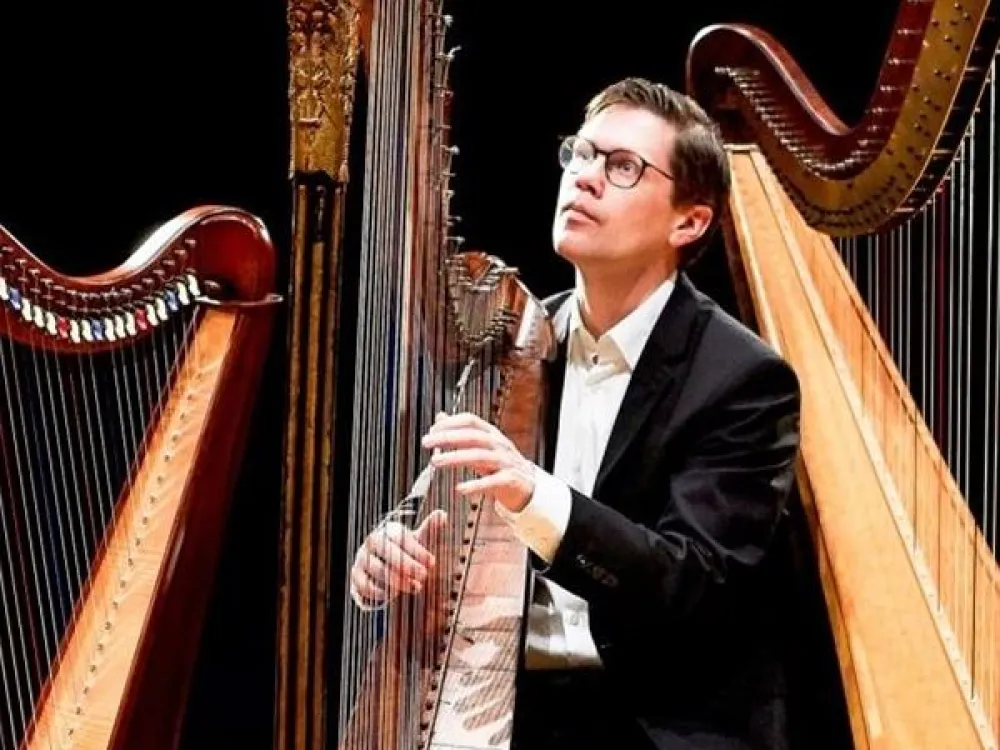 With the Harp in focus