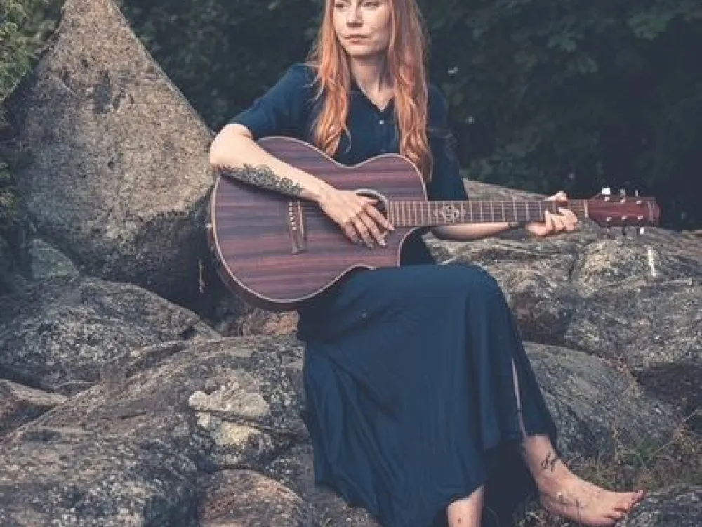 Musik på gården - Caisa Bökman