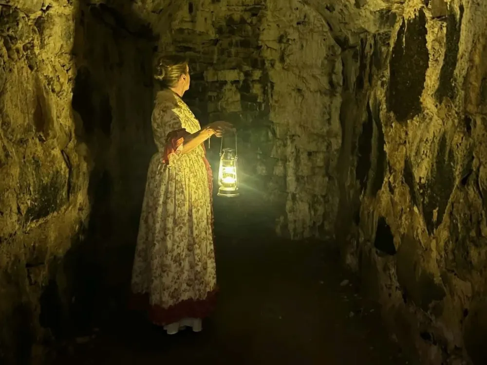 Guided tour - The Letters to Drottningskär Citadel