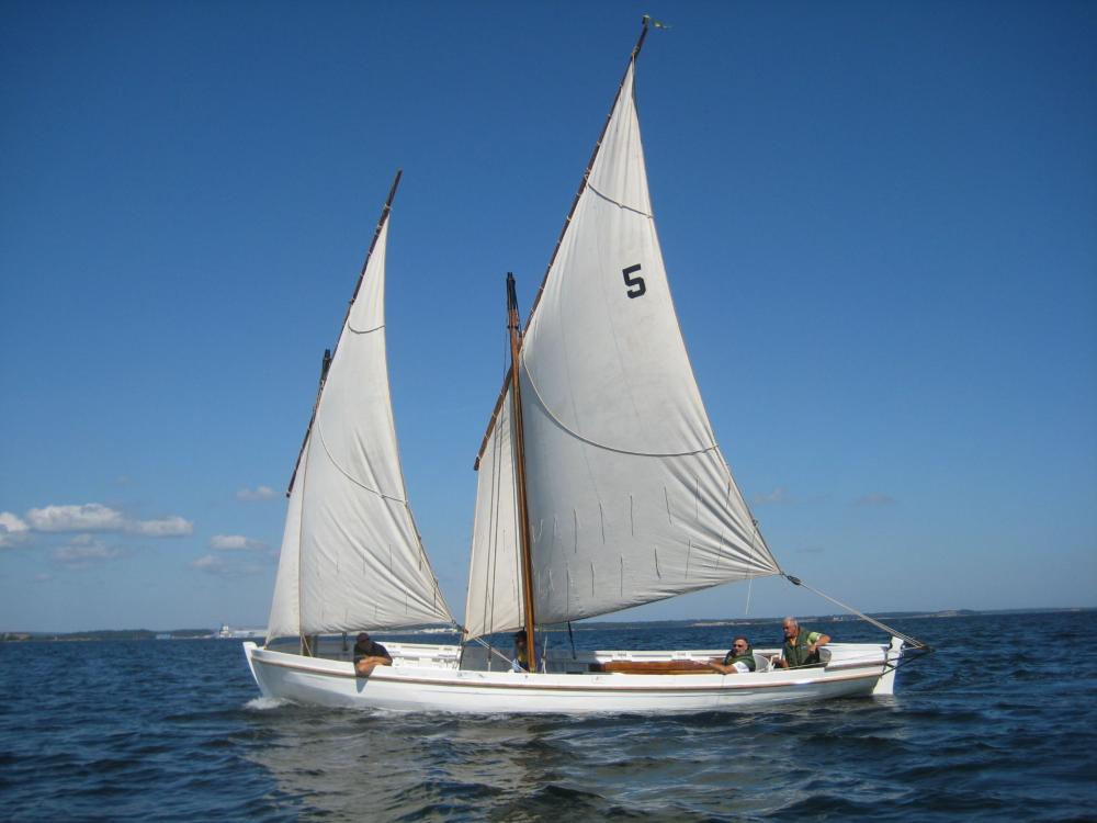 Sail with the wooden boats from the 19th century