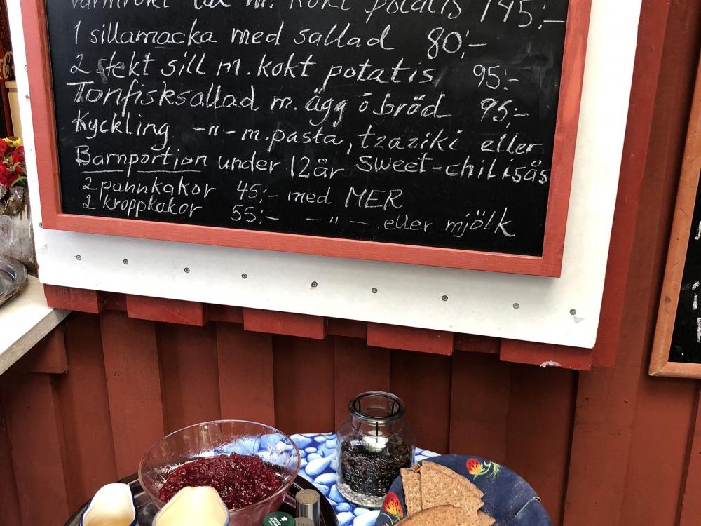 Brofästet Senoren farmshop & Baltic café
