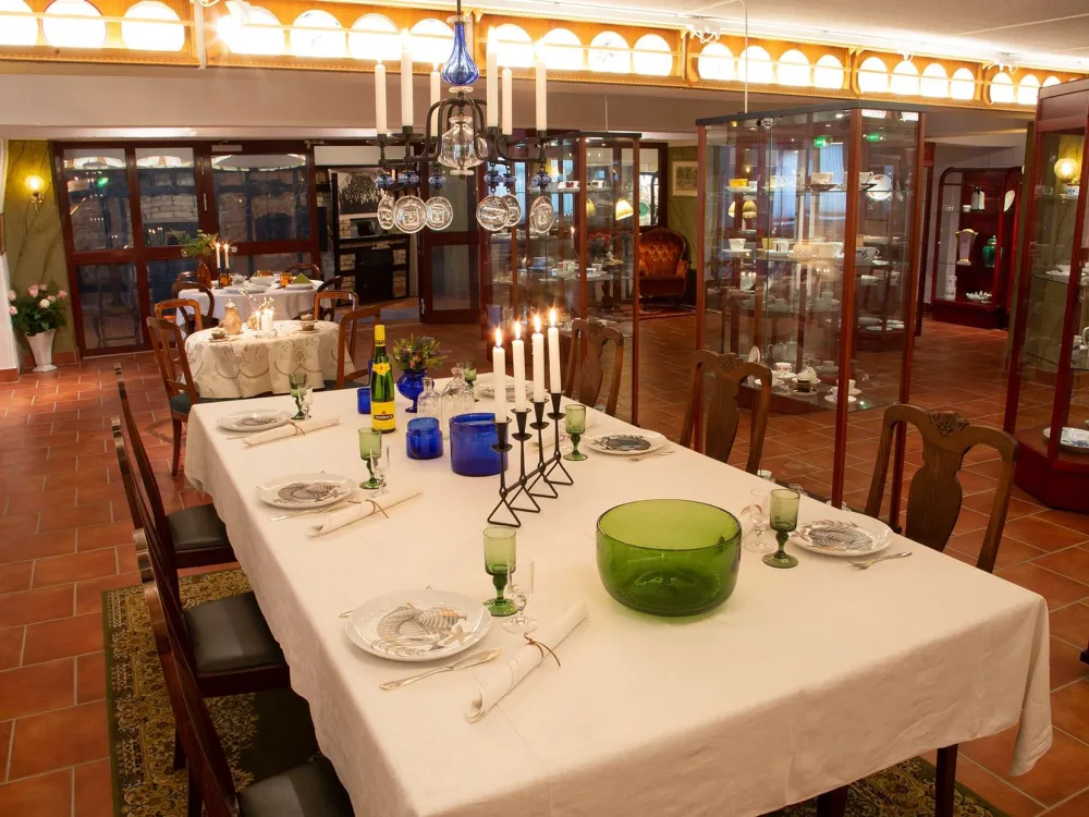 Guided tour - Karlskrona Porcelain Museum