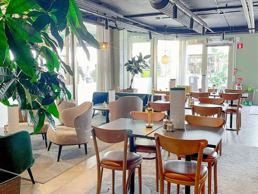 Resturant YESS - JA Hotel