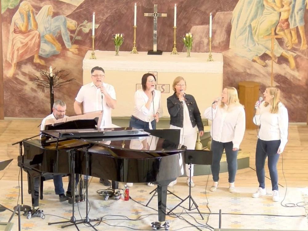 Julkonsert - Let Us Sing